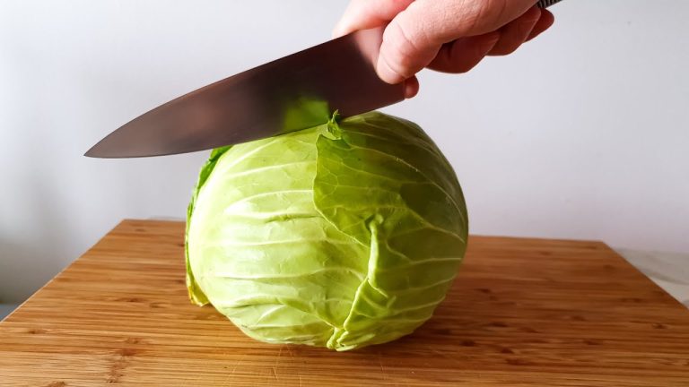 ZABORAVITE RENDE ILI VELIKE NOŽEVE: Za ovo caku kod spremanja kupus salate, olakšava posao, a ukus je drastično bolji