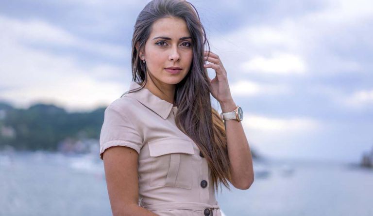 Prave dame se ne raspravljaju sa ljudima – Pravila ponašanja elegantnih žena prema Ani Bej