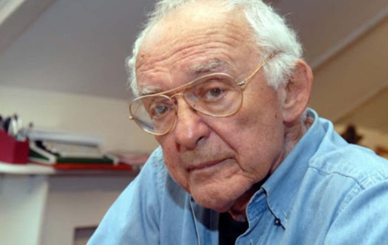 Momo Kapor objasnio: “Čekamo platu, večeru, ljetovanje, muža, djecu – I šta dočekamo? Ništa”
