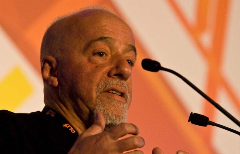 PAULO KOELJO – SAVJET ZA OSOBU KOJA JE ZBOG DRUGIH ZABORAVILA NA SEBE: Da li stalno radite ono što ljudi od vas očekuju?